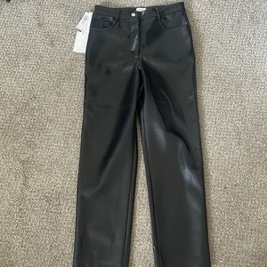 Melina short black leather pants in size 8